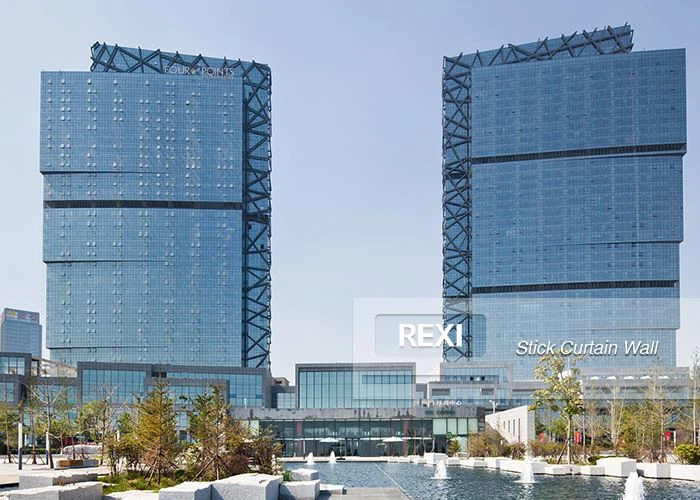 Instalarea adaptoarelor încorporate pentru perete cortină cadru